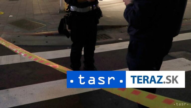Do skupiny ľudí vrazilo auto, hlásia zranených