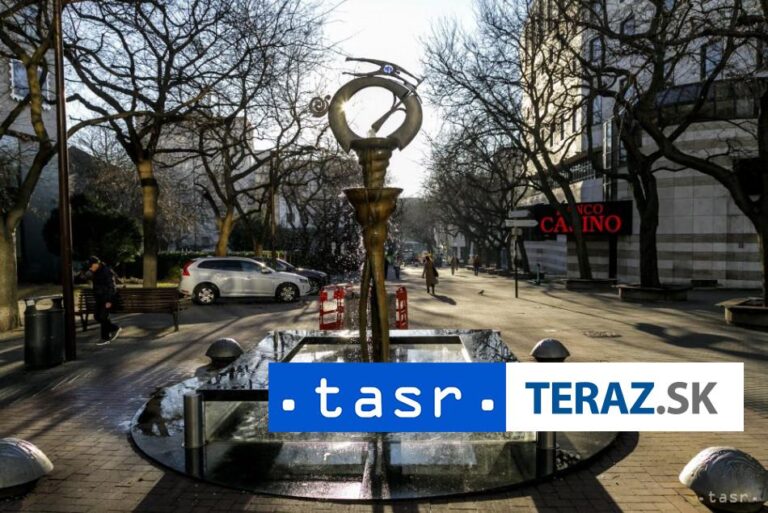 Fontána Svetový poštár sa dočkala skúšobného spustenia