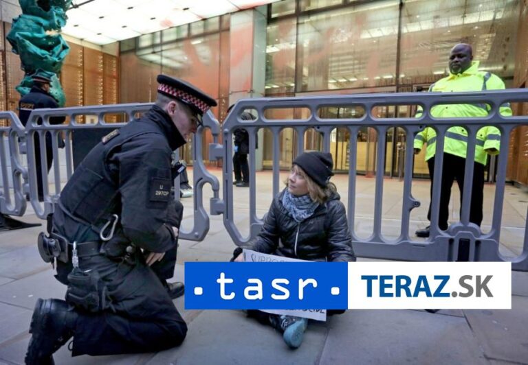 Gretu Thunbergovú po zadržaní v Londýne prepustili na kauciu