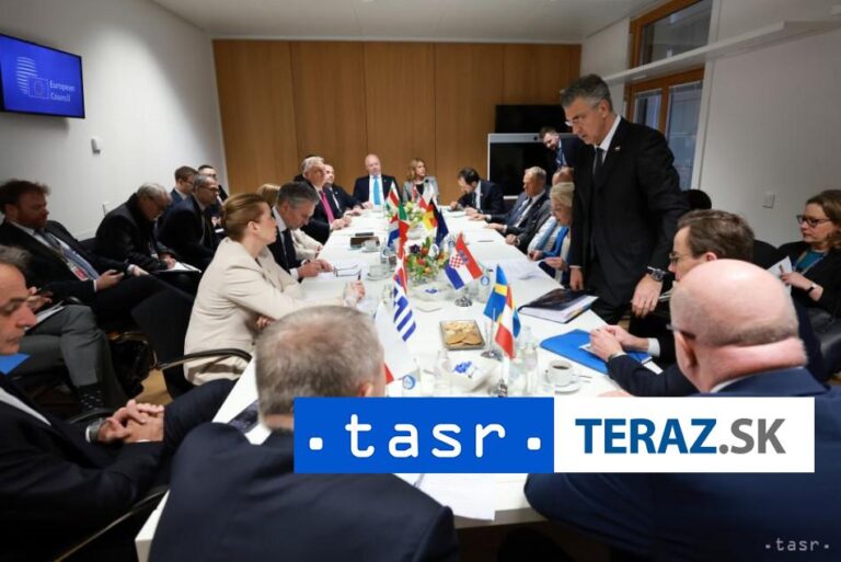 Lídri na samite EÚ prebrali prípravu viacročného finančného rámca