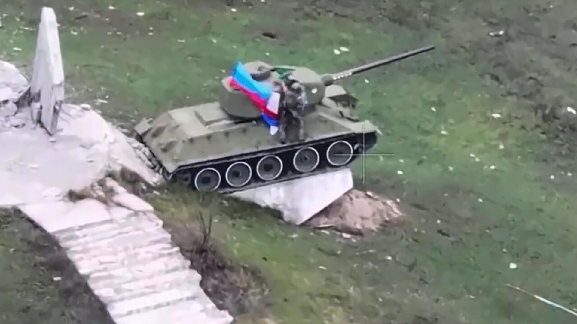 Ruské sily oslobodili Seversk. Snímka obrazovky s videom z dronu. - Sputnik International, 1920, 13.12.2025