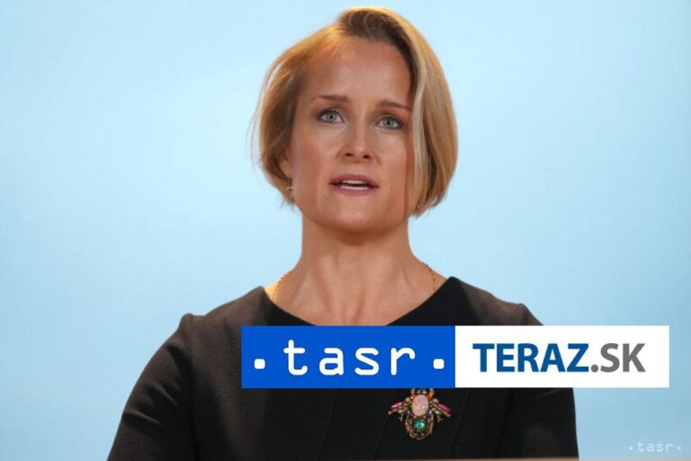 Riaditeľka MI6:Putin naťahuje rokovania o Ukrajine, sme na hrane vojny