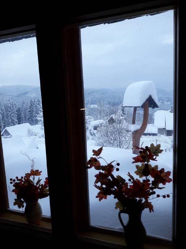 VŠETKÝM MOJIM PRIATEĽOM A ČITATEĽOM ZO SRDCA PEKNÉ A POKOJNÉ VIANOČNÉ SVIATKY Ka…